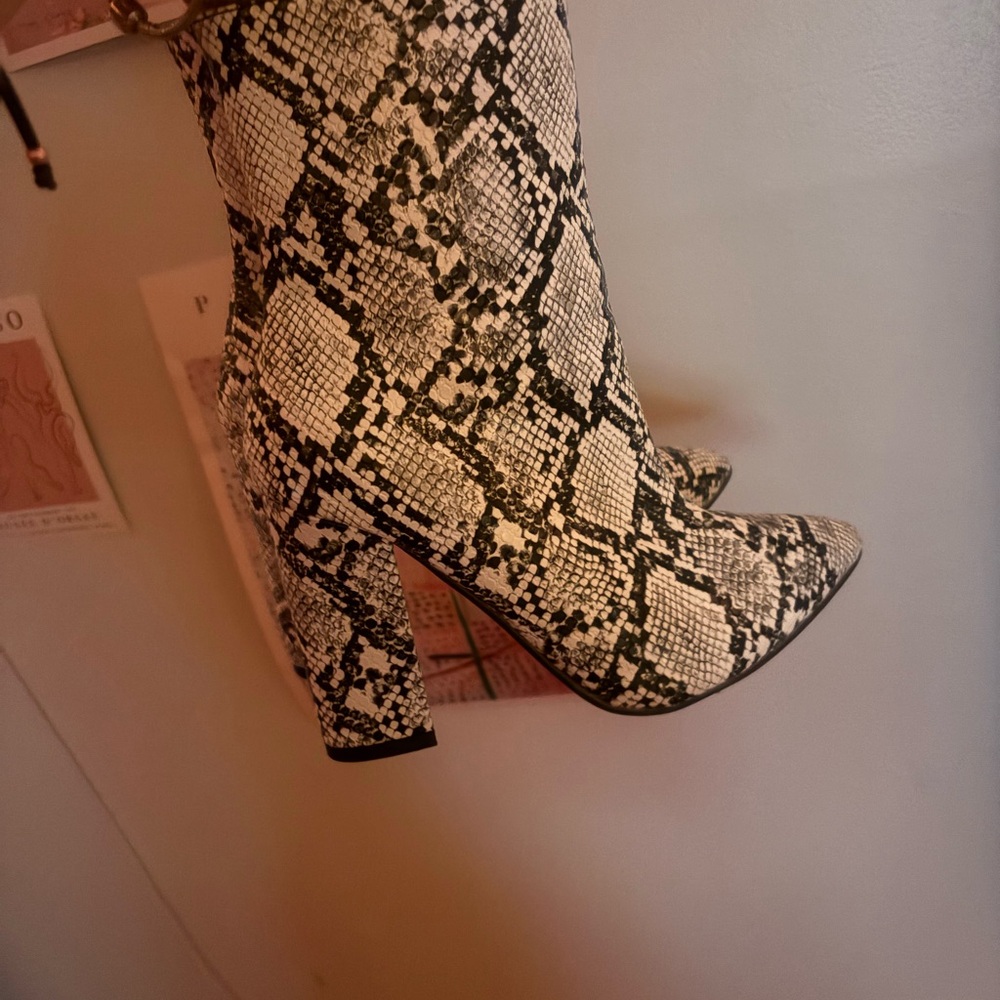 Black Diamond Snakeskin Heeled Boots